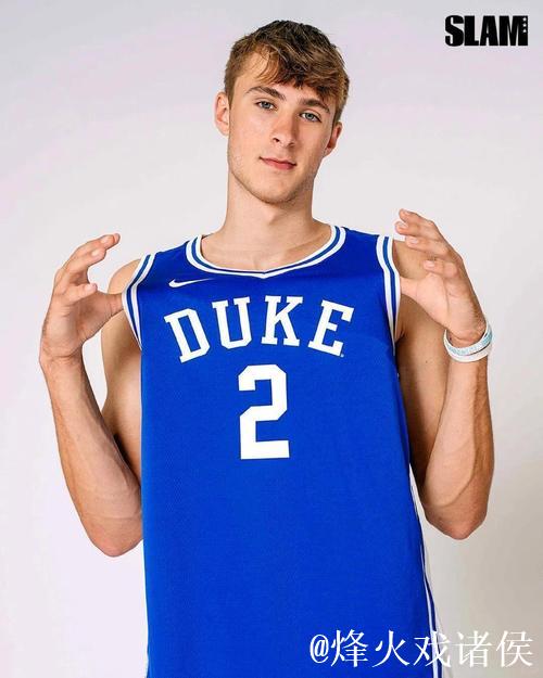 StatMuse:仅詹姆斯在18岁时比弗拉格首发出战更多比赛 StatMuse:仅詹姆斯在18岁时比弗拉格首发出战更多比赛