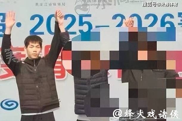 18岁速滑天才少年,训练遭冰刀割大动脉,保肢失败要截肢,家属急筹37万医疗费,保险暂无赔付 18岁速滑天才少年,训练遭冰刀割大动脉,保肢失败要截肢,家属急筹37万医疗费,保险暂无赔付